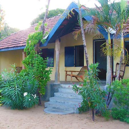 15Lmd Villa In Front Of The Lagoon Batticaloa Eksteriør bilde